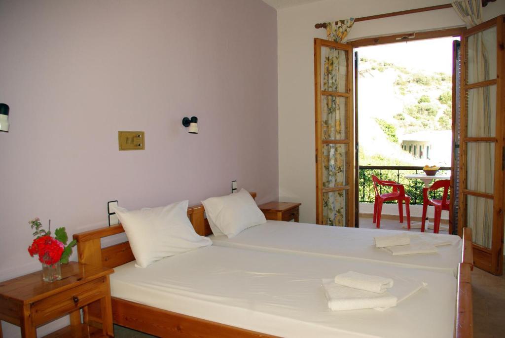 Ostria Hotel Agia Galini  Luaran gambar